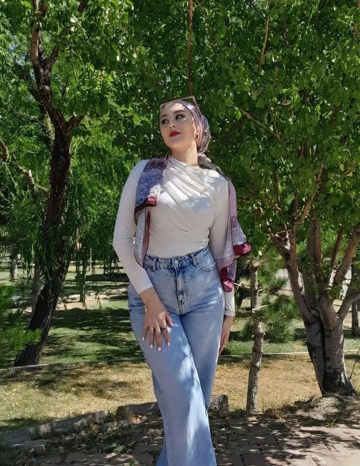 Yedigelli Göz Kamaştıran Kadın Escort Asya