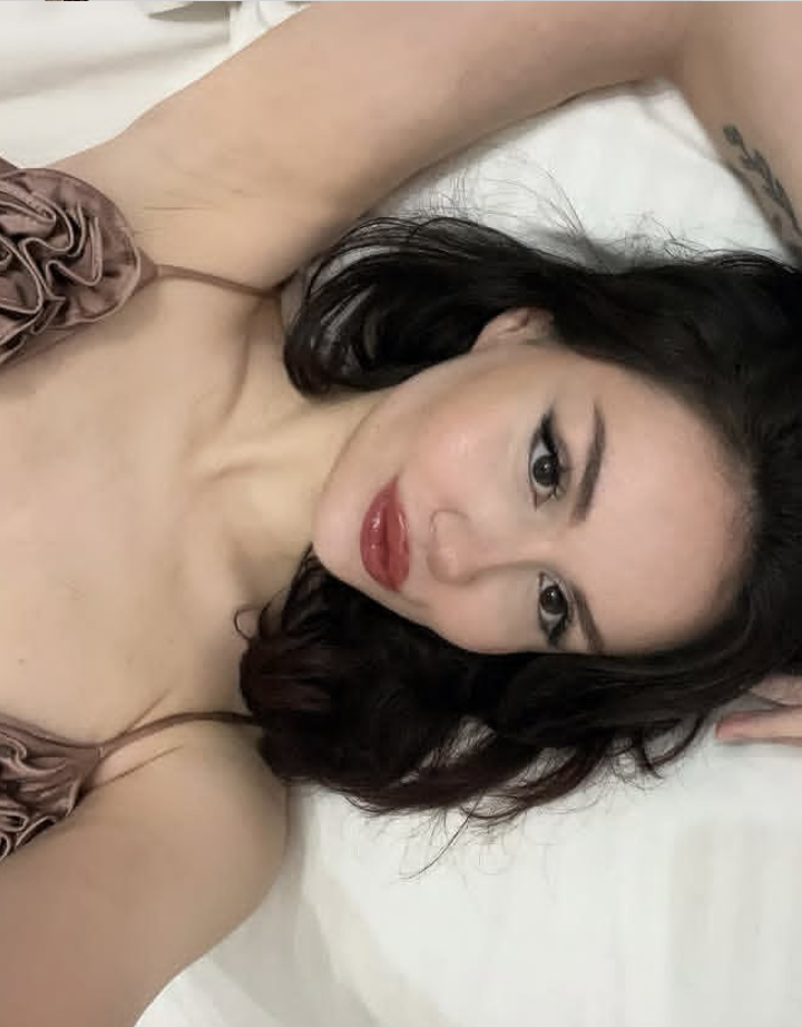 Akçasu Otele Gelen Bayan Escort Bayan İkra
